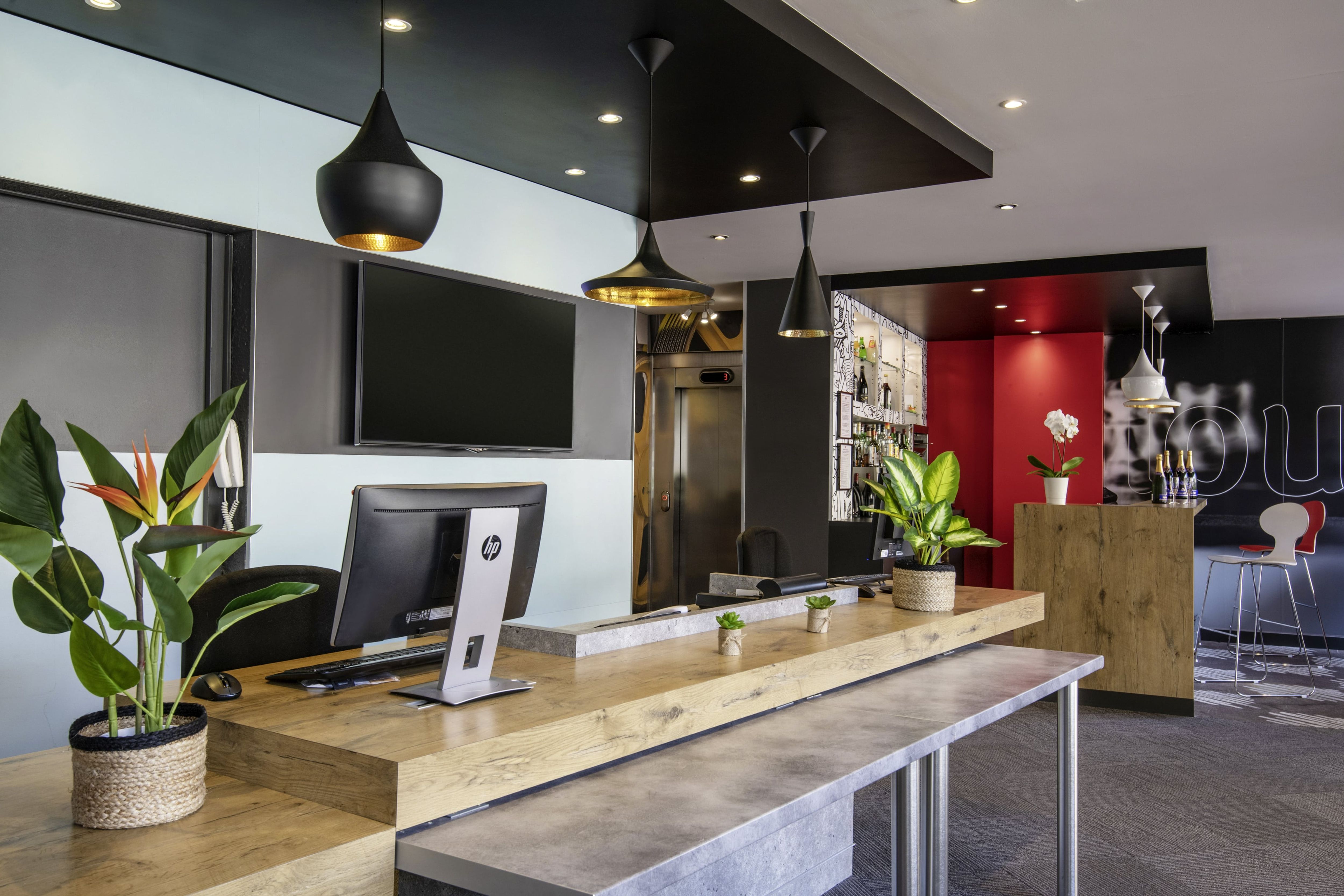 Wojo Cannes - Ibis Plage La Bocca