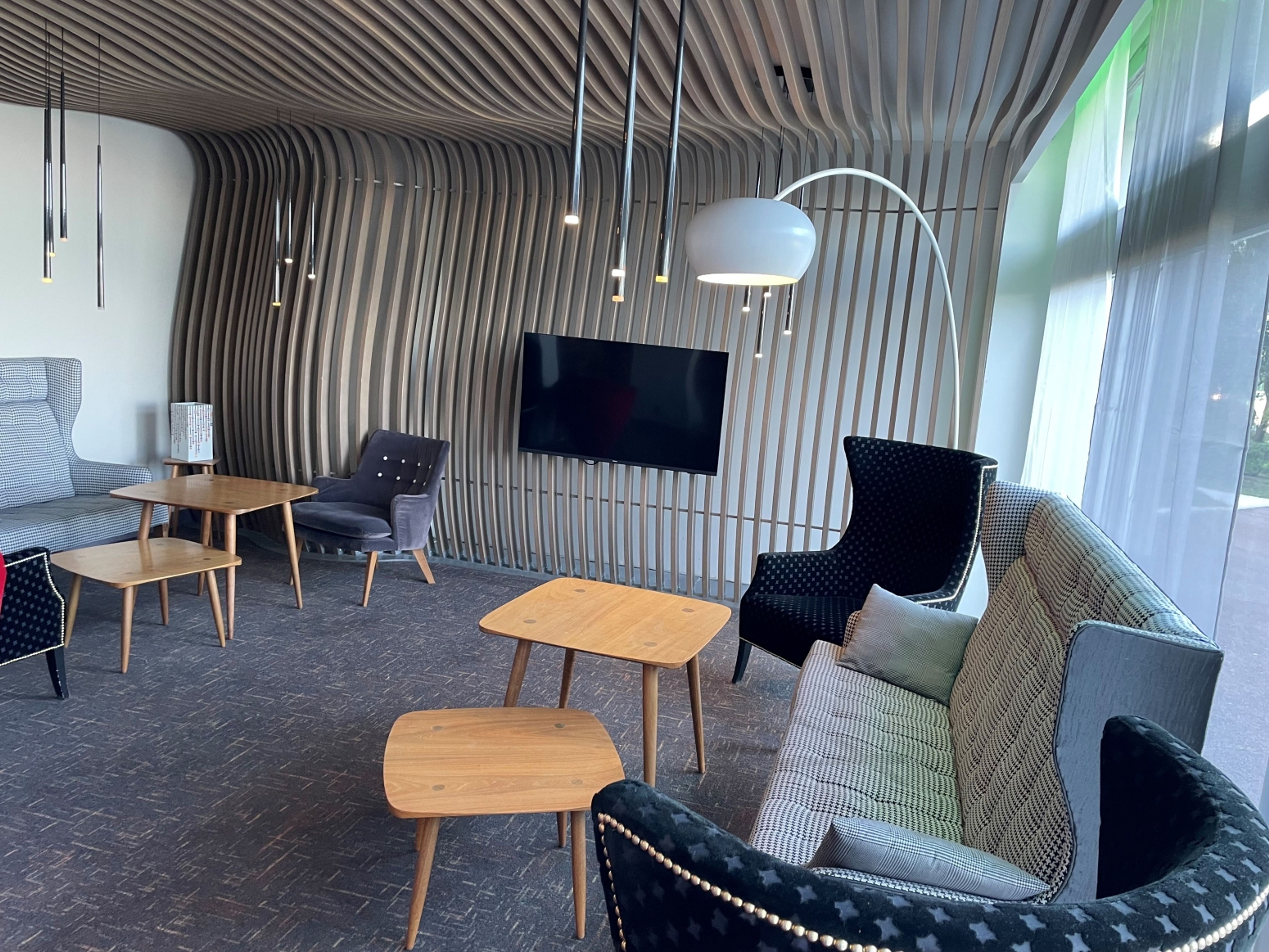 Wojo París - Mercure CDG Airport & Convention