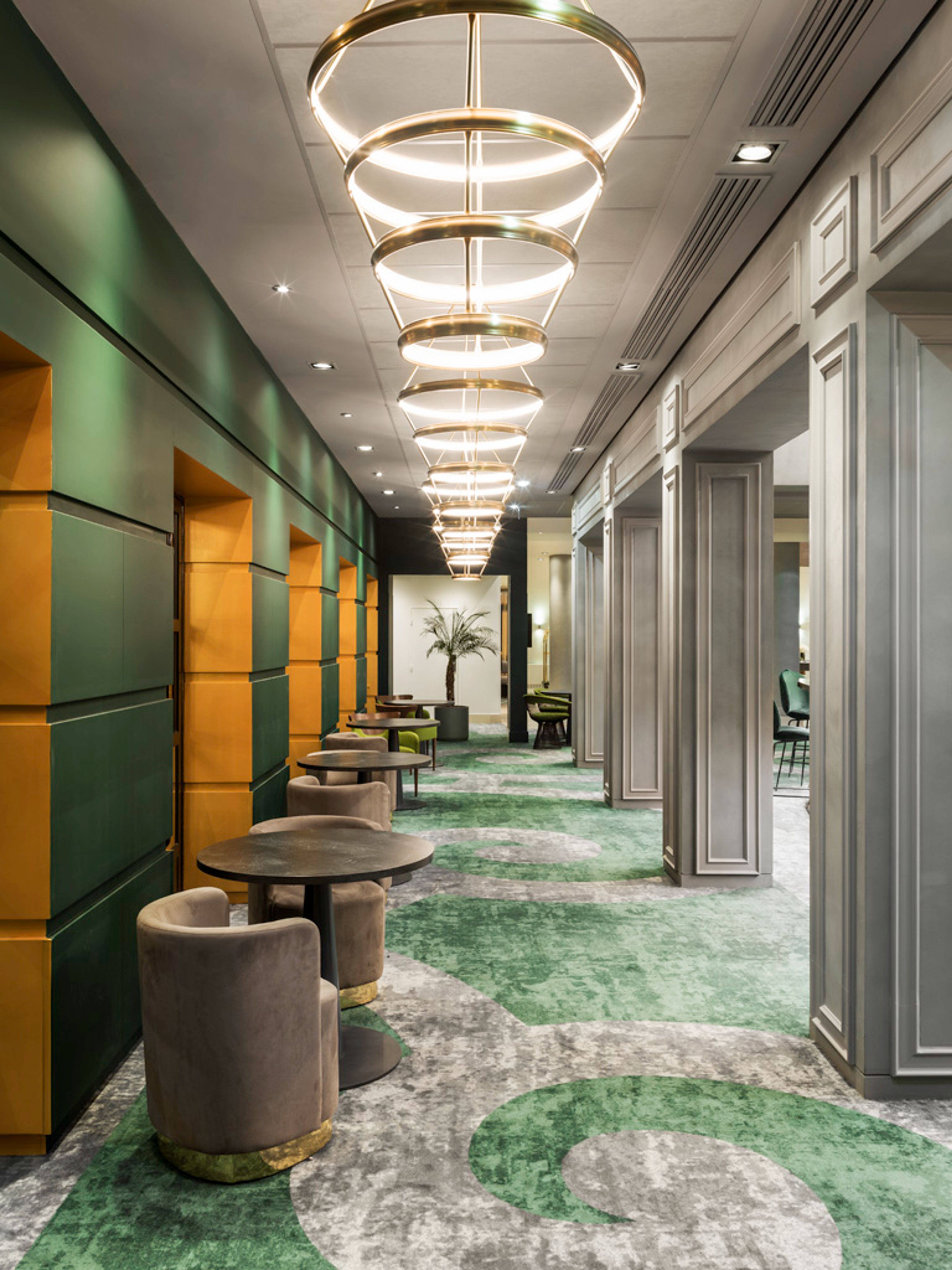 Wojo Versailles - MGallery Le Louis Versailles Château