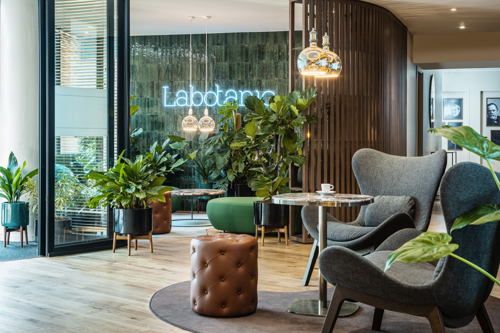 Wojo Mercure Paris Montparnasse Pasteur