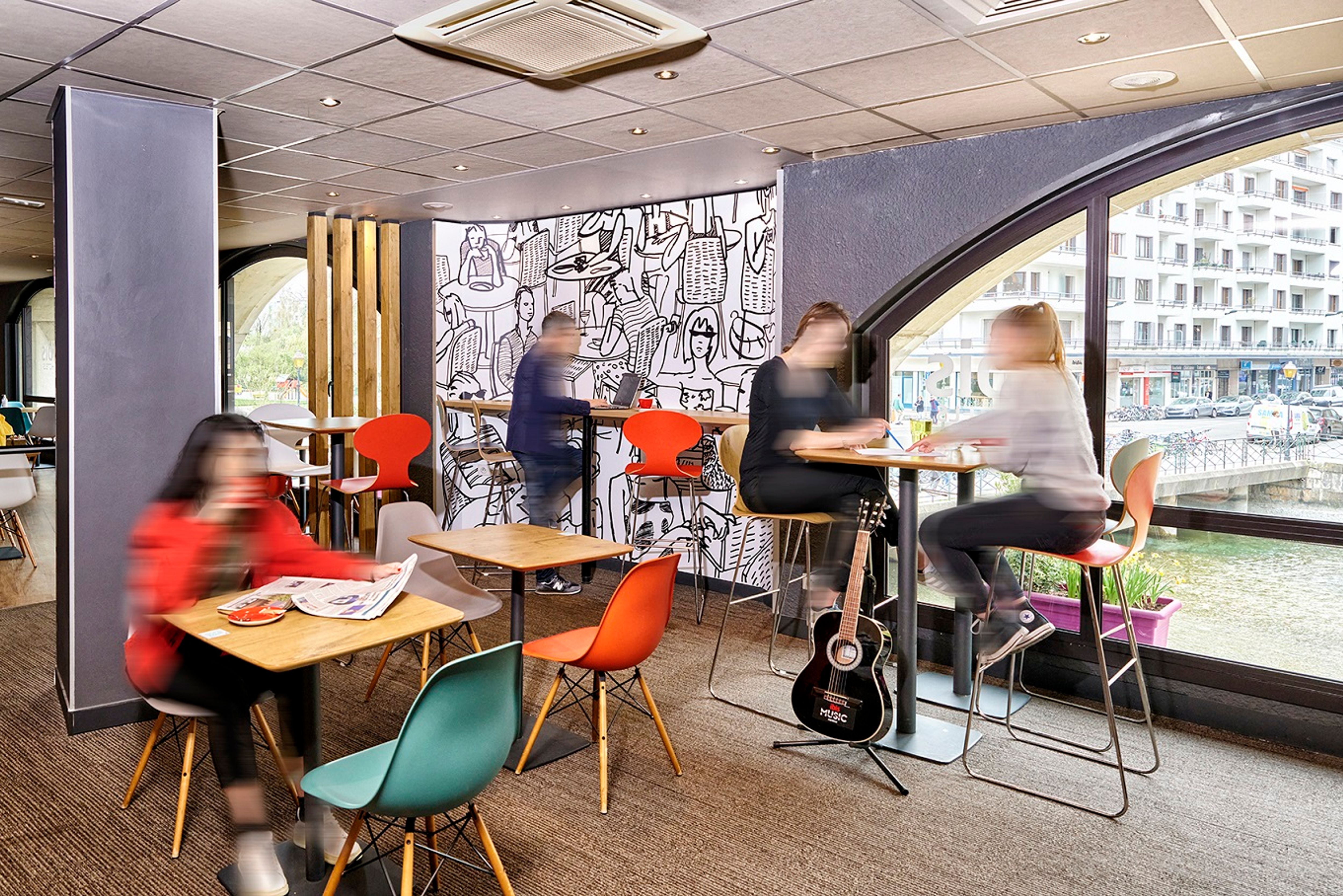 Wojo Annecy - Ibis Vieille Ville