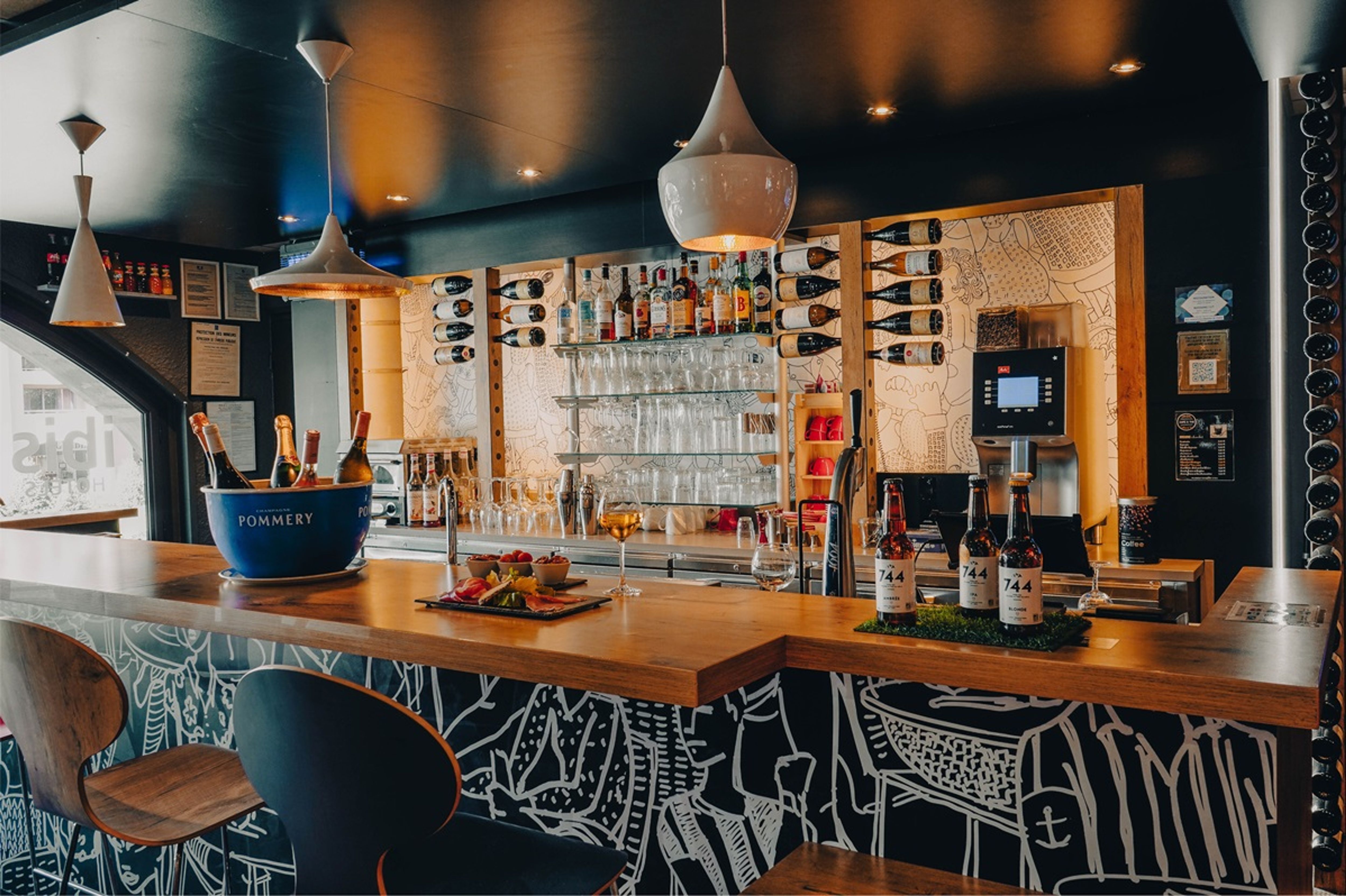 Wojo Annecy - Ibis Vieille Ville