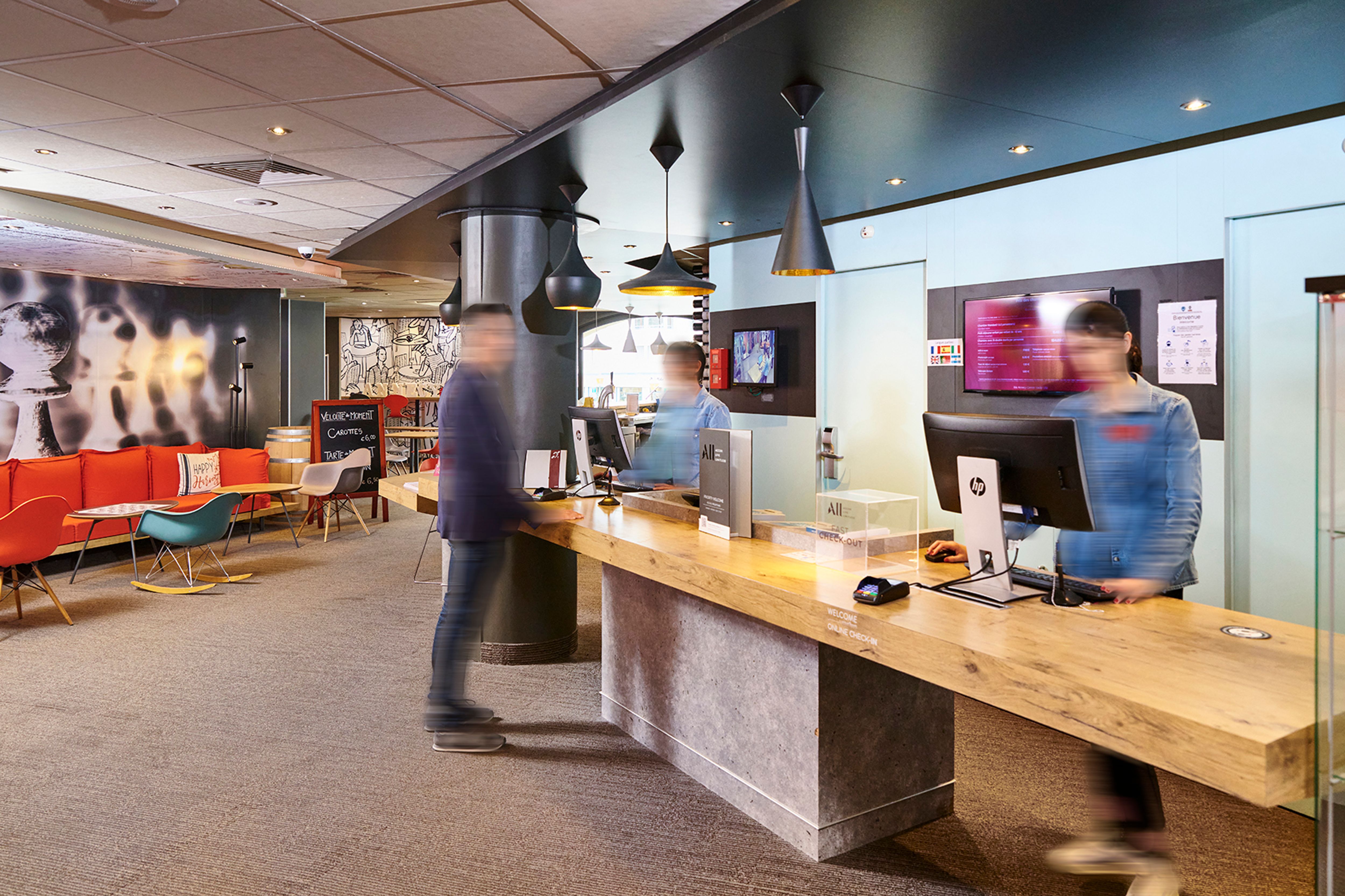 Wojo Annecy - Ibis Vieille Ville