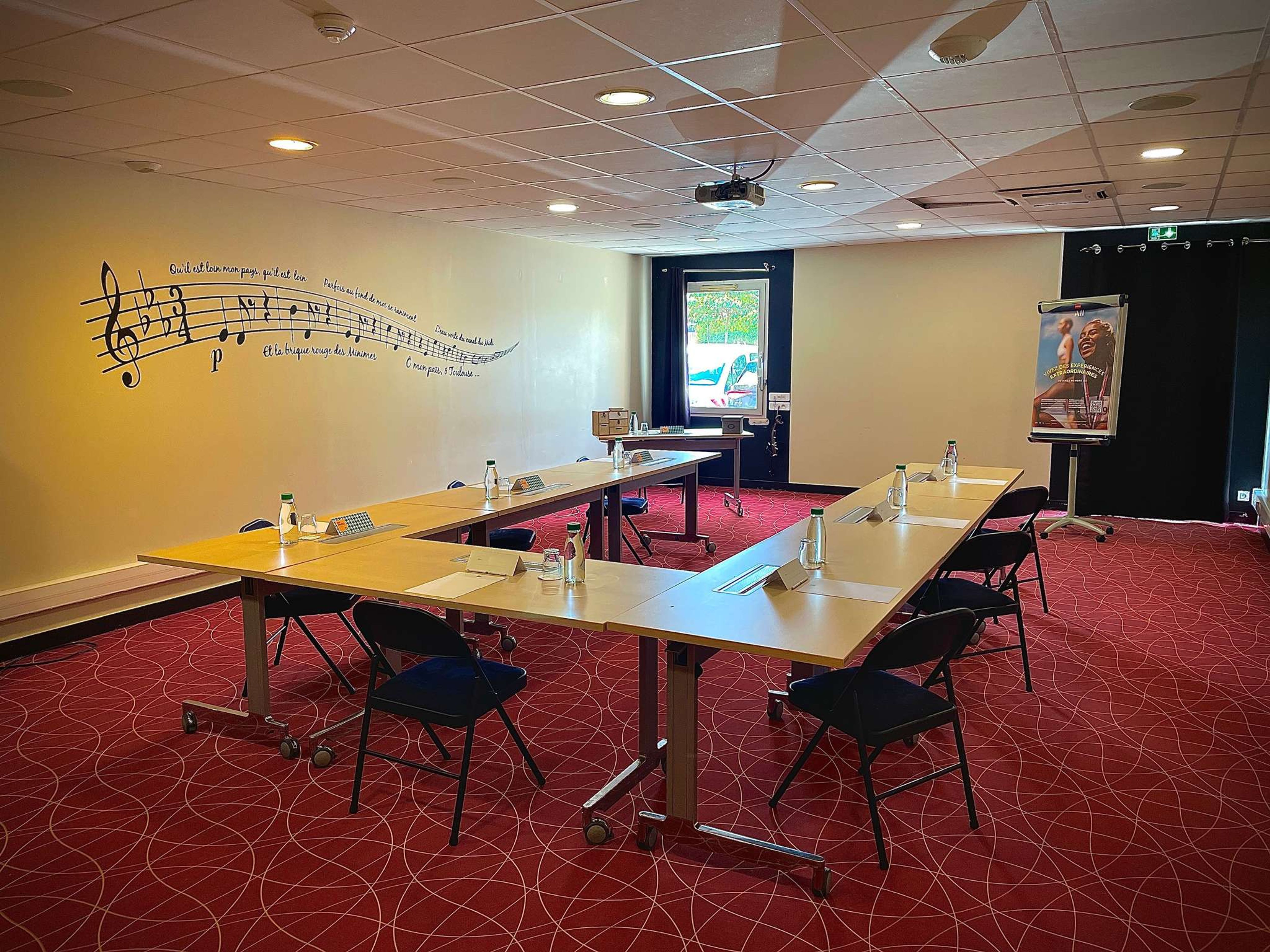 Wojo Toulouse - Ibis Styles Blagnac Aéroport